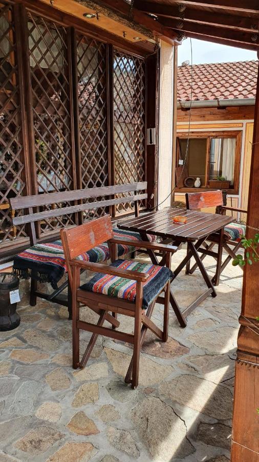Guest Rooms Colorit Koprivştitsa Dış mekan fotoğraf