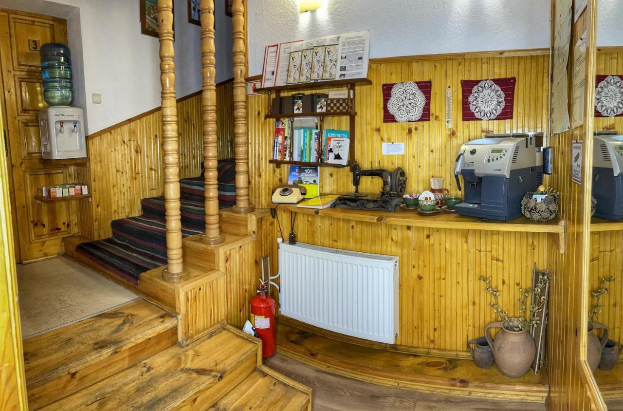 Guest Rooms Colorit Koprivştitsa Dış mekan fotoğraf